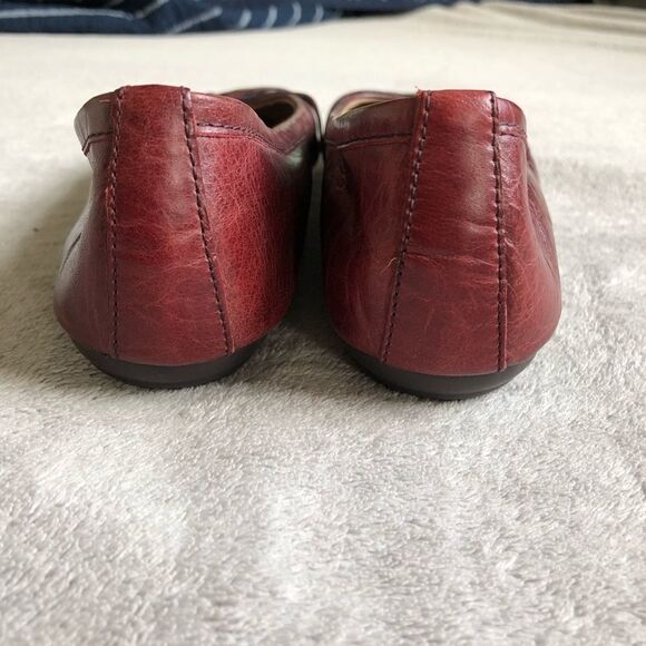 NWOB Easy Spirit Espenina Leather Flats - Picture 5 of 10